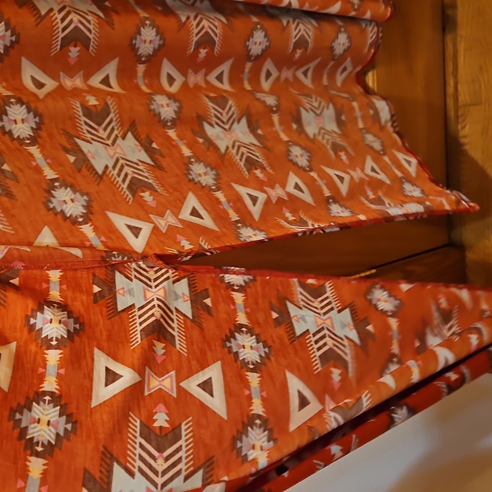 Red Geometric Patterned Kimono - Picture 4 of 5